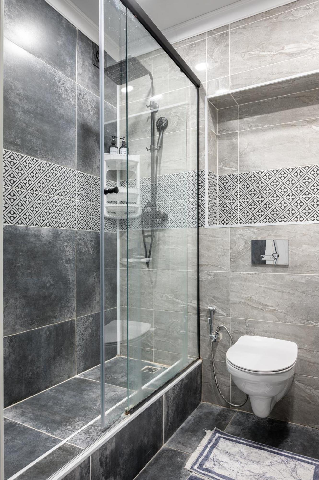 One Bedroom Apartment Next To Arbat In The Heart Of الماتي المظهر الخارجي الصورة