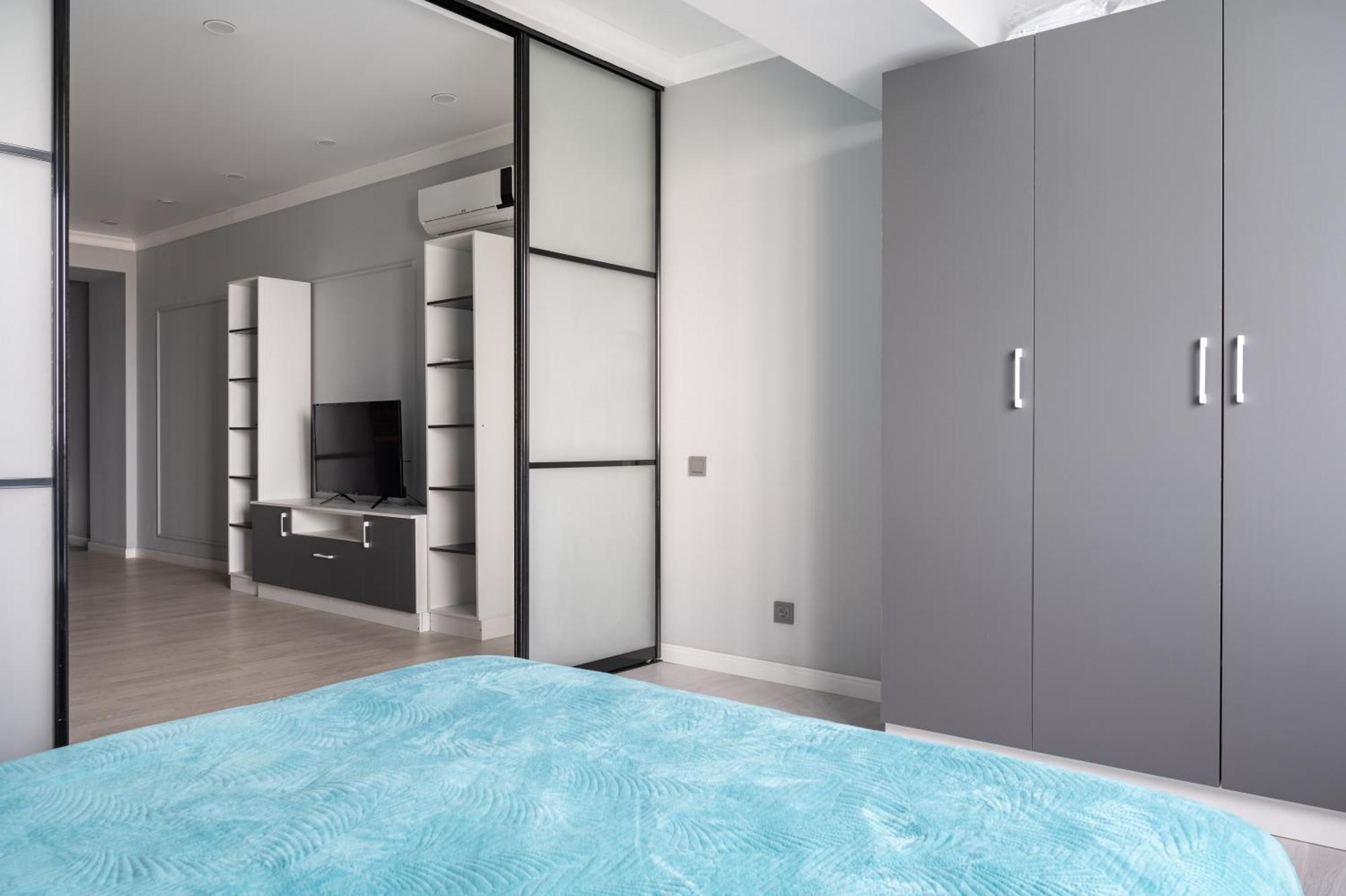 One Bedroom Apartment Next To Arbat In The Heart Of الماتي المظهر الخارجي الصورة